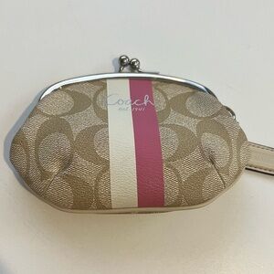 Coach Chelsea Heritage Stripe Kisslock Coin Purse - New
